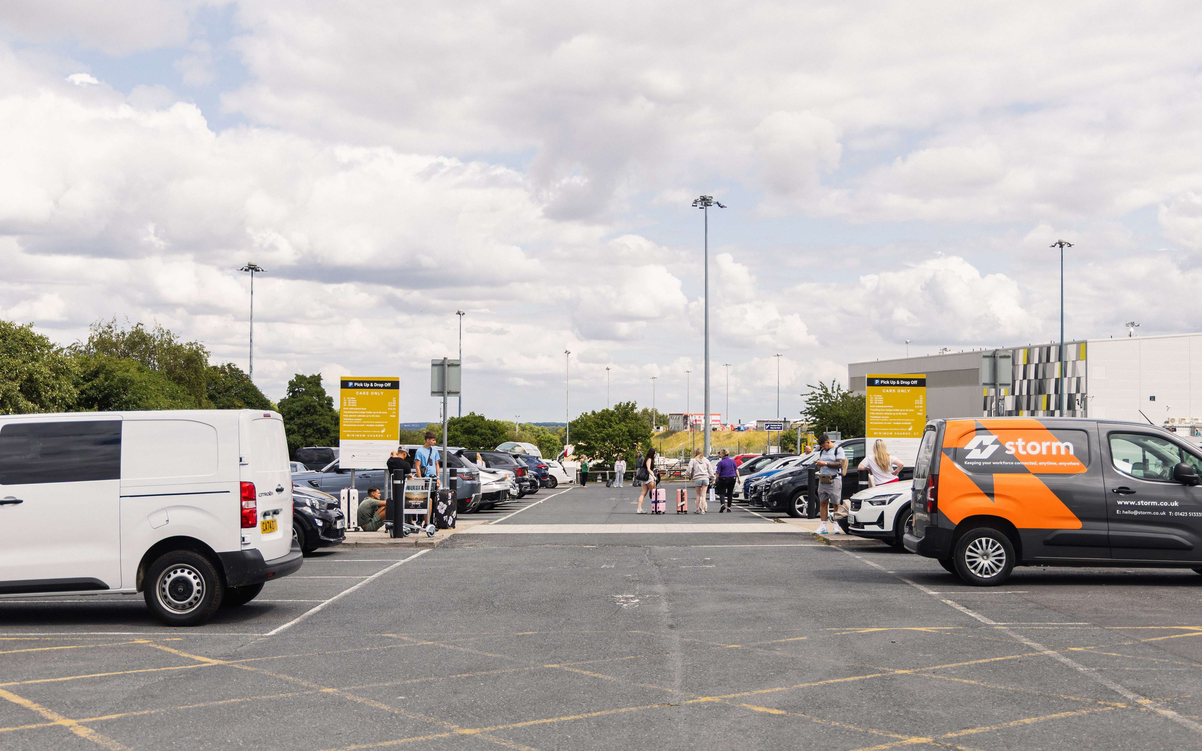 Pick up and drop off car park